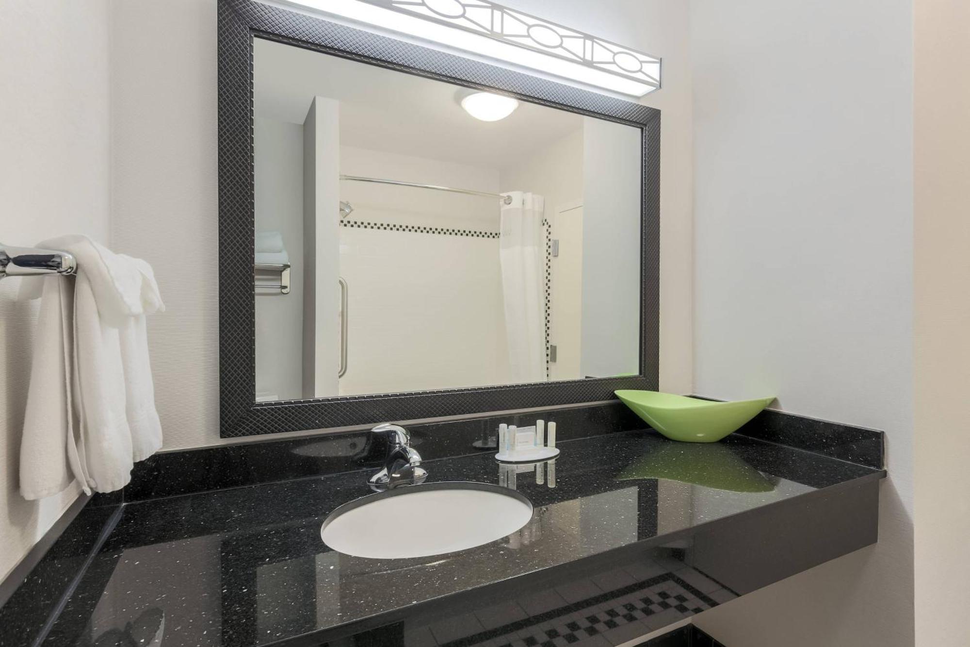 Fairfield Inn & Suites By Marriott Mahwah Eksteriør billede
